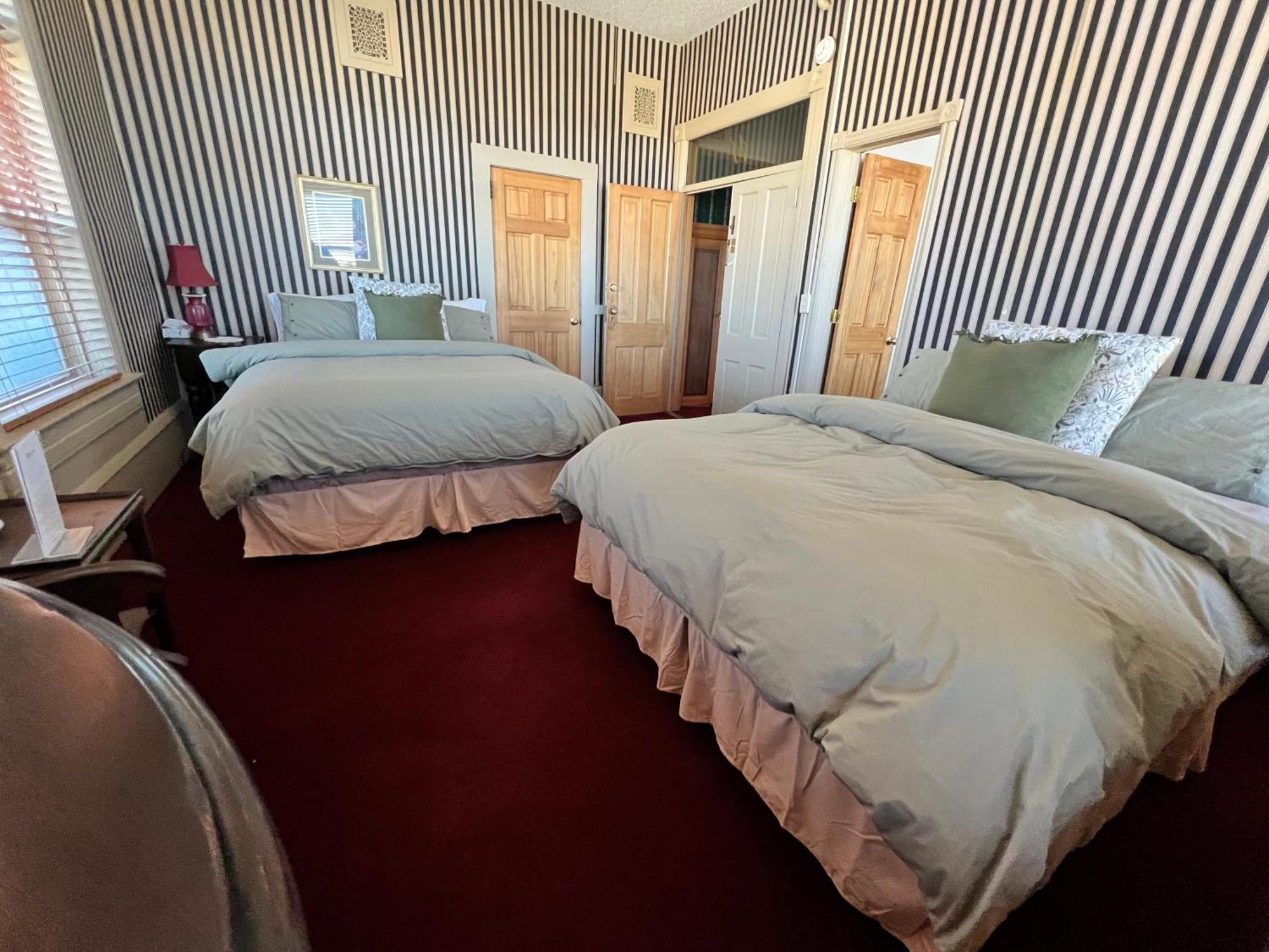 Hotel St Nicholas كريبل كريك المظهر الخارجي الصورة