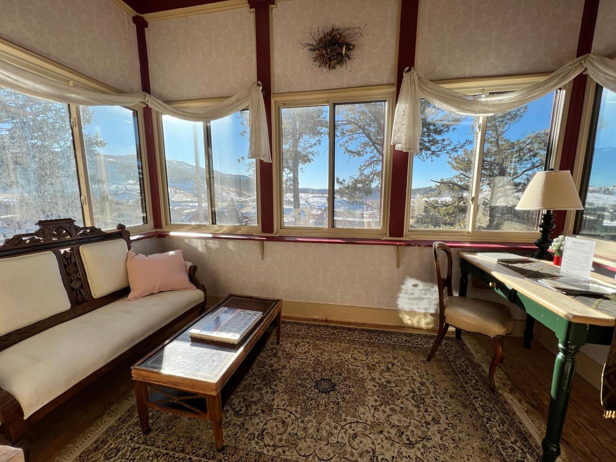 Hotel St Nicholas كريبل كريك المظهر الخارجي الصورة